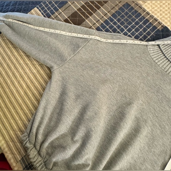 Zara Gray Turtle Neck Sweatshirt - Picture 4 of 4